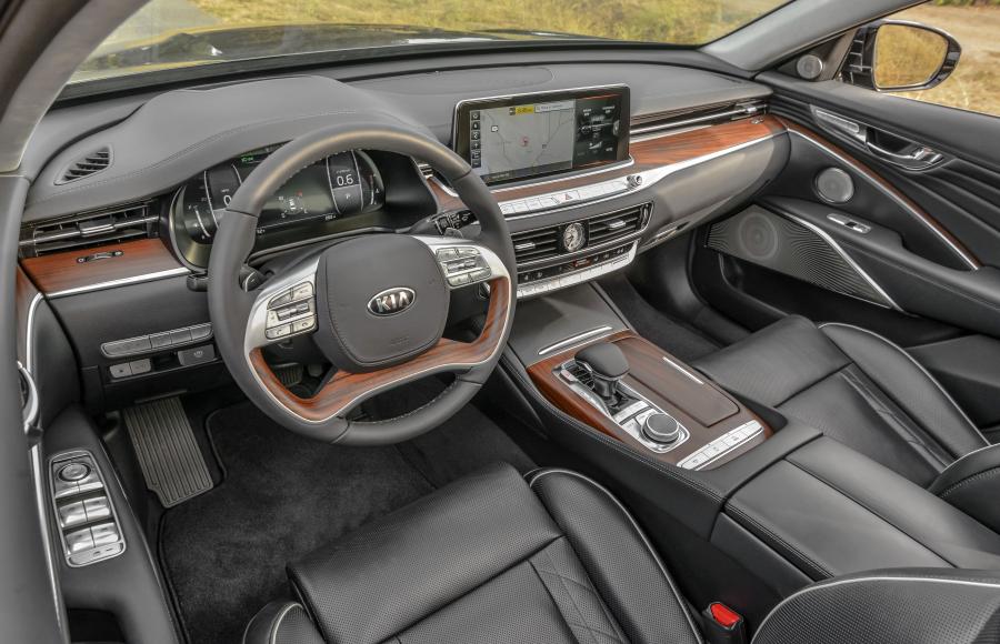 Торпедо Kia K900 (RJ) 2018 года  (фото 46 из 64)